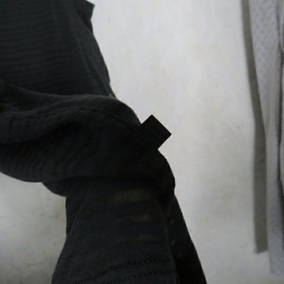 Lululemon‎ Clear and Present Muscle Tank - Picture 5 of 5